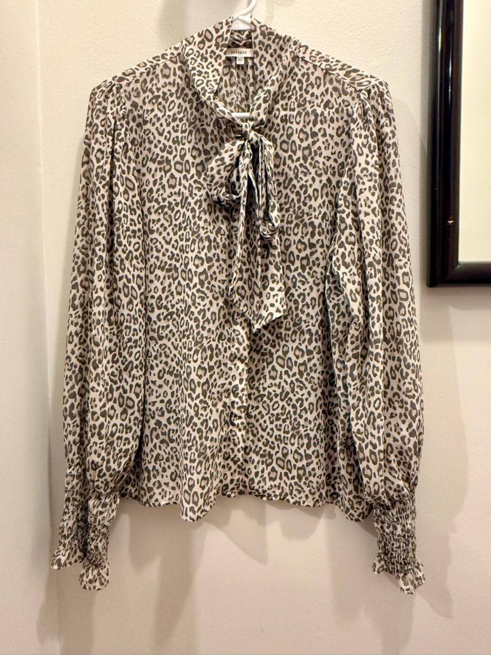 Pleione Leopard Print Tie Neck Blouse M Oversized Catwalk Style